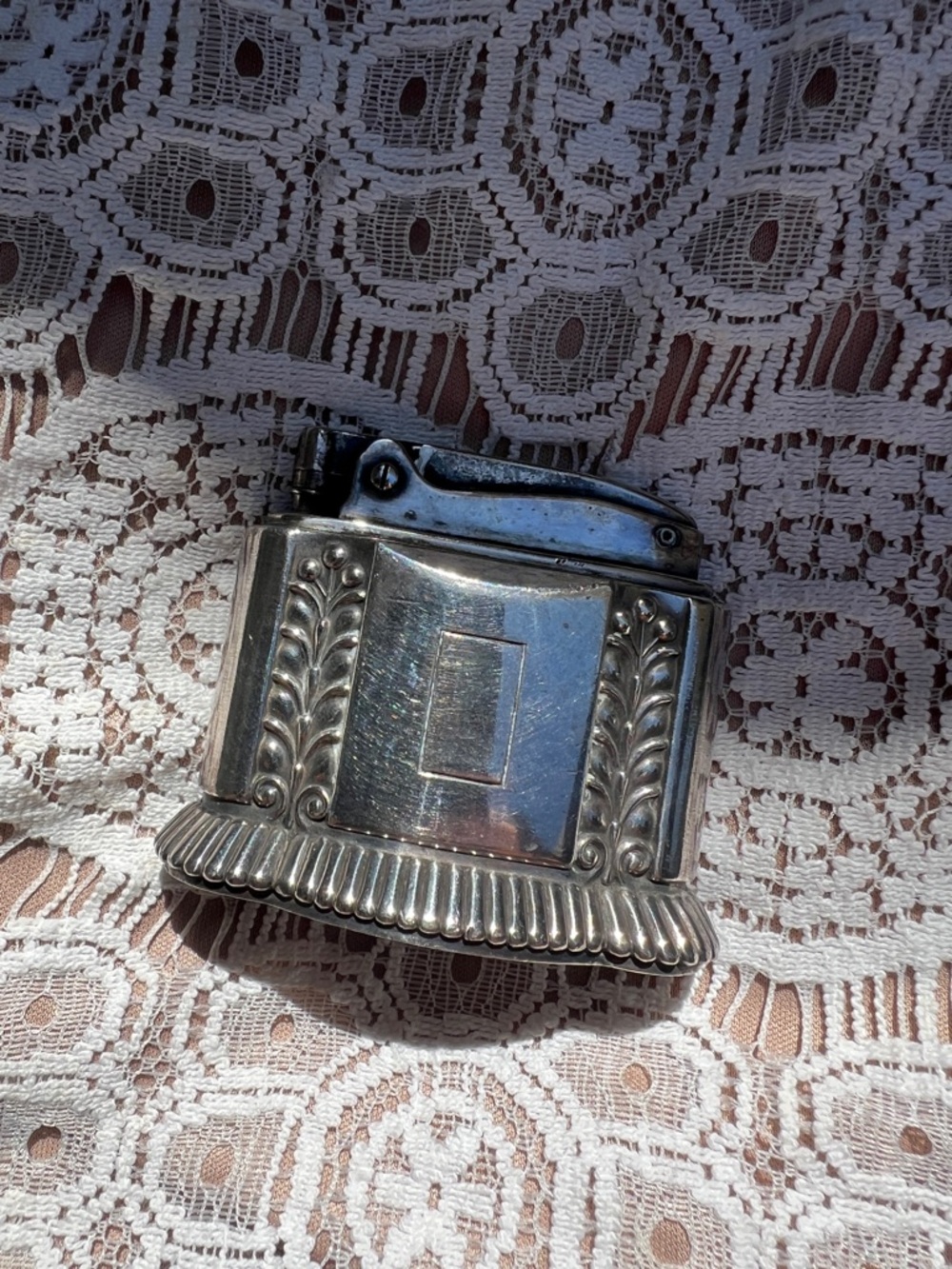 Vintage Ornate Silver Table Lighter